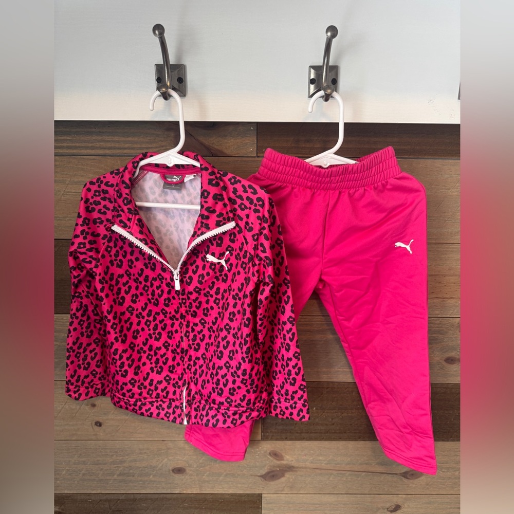 Puma Girl Sweatsuit Size 4T